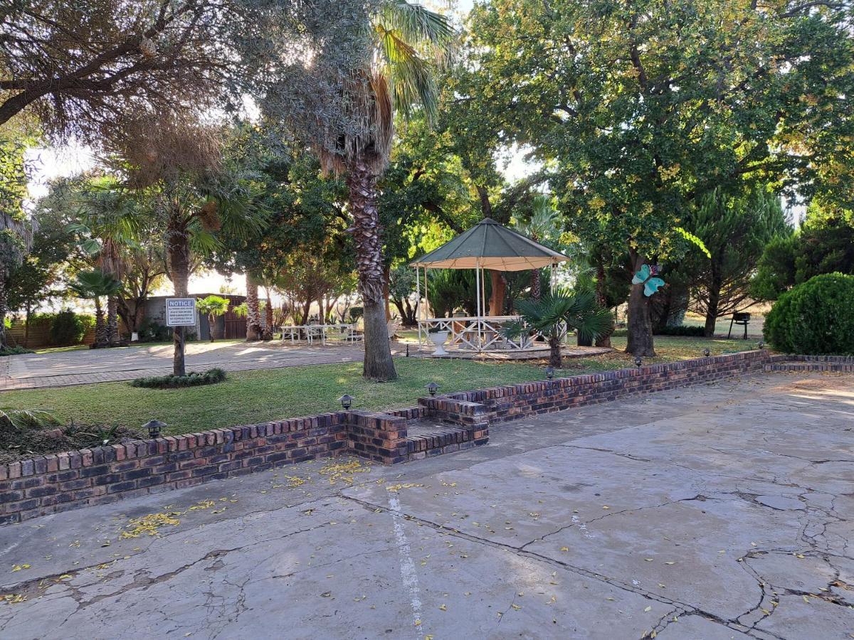 Villa Lin-Zane Vryburg Zewnętrze zdjęcie